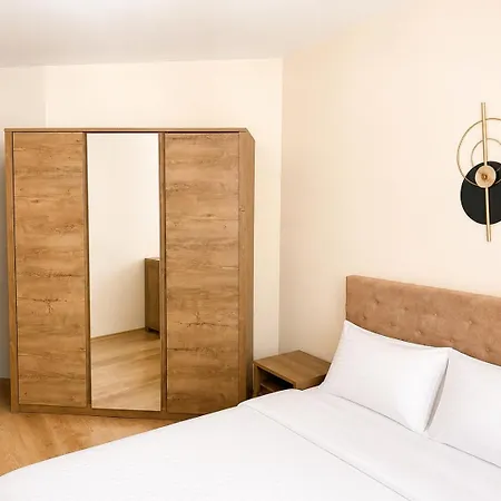 Modern Cozy Apartment Near Ndk And South Park