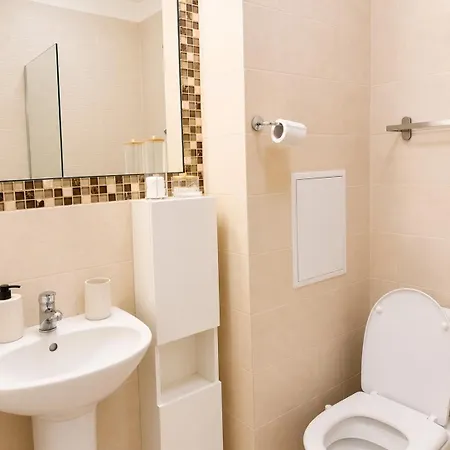 Modern Cozy Apartment Near Ndk And South Park