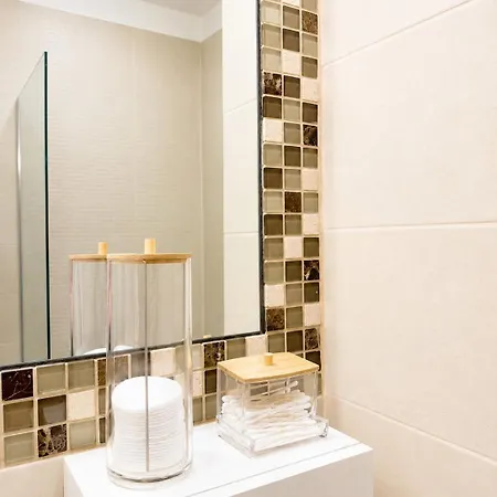 Modern Cozy Apartment Near Ndk And South Park Appartement Sofia
